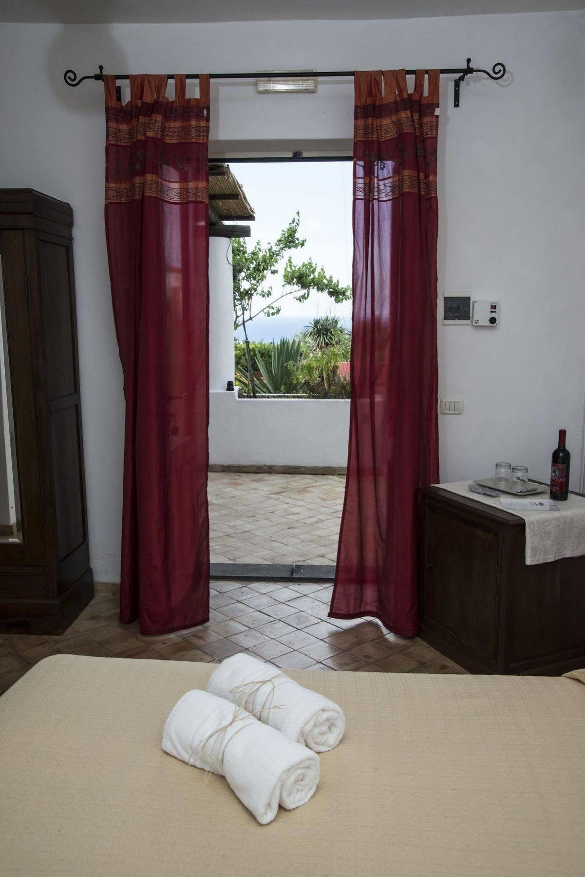 Il Gelso Vacanze Malfa  Bagian luar foto